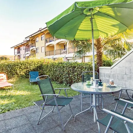 Nice Apartment In Germignaga Va Appartement